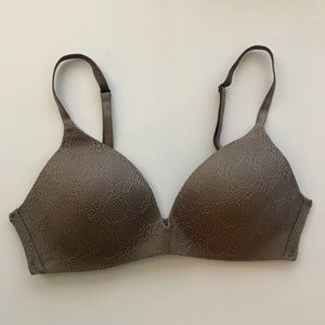 Victoria’s Secret IPEX Bra 34C Taupe Lace Wireless